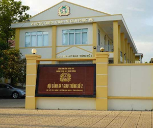 Đình chỉ công tác hai cán bộ CSGT Đồng Nai nghi 'bảo kê' xe quá tải