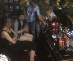 Quảng Nam: Phát hiện nhiều 'chân dài' phê ma túy trong quán karaoke