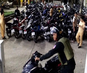 Tạm giữ hơn 200 xe máy 'đi bão' sau chiến thắng của U22 Việt Nam