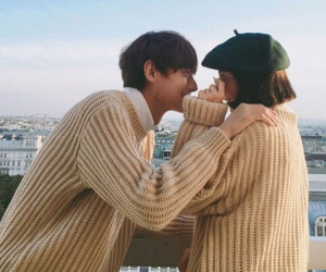 Lập mưu cướp người yêu của bạn rồi còn lên mạng dạy đời 'khi có cơ hội thì phải giành lấy hạnh phúc', cô nàng 'tiểu tam' bị dân mạng vùi dập tơi tả