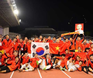 Danh hài Vượng Râu, Chiến Thắng 'ứng khẩu thành thơ' mừng U22 Việt Nam giành HCV SEA Game