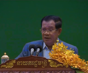 Thủ tướng Hun Sen lên tiếng bảo vệ cầu thủ Campuchia gốc Việt