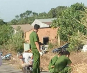 Người đàn ông bốc cháy như đuốc giữa đường