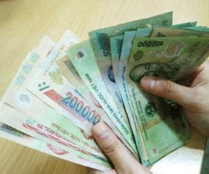 Từ 2021, vợ có thể nhận lương thay chồng