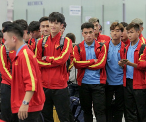 Đình Trọng, Trọng Đại soái khí ngời ngời trong ngày hội quân, U22 Việt Nam bê nguyên dàn mĩ nam sang Hàn Quốc tập huấn