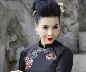 NSND Lan Hương: Tôi cũng có tác động một chút để có cơ... săn chắc hơn