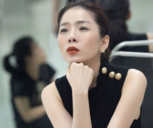 'Chơi lớn' dát vàng toàn bộ đạo cụ liveshow bạc tỷ, Lệ Quyên nói gì?