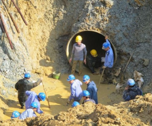 Đường ống nước sạch sông Đà gặp sự cố, hàng chục nghìn hộ dân Hà Nội sẽ bị tạm ngừng cấp nước trong đêm nay