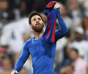 Barcelona đàm phán gia hạn với Messi ngay sau Siêu kinh điển