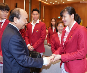 Thủ tướng gặp mặt đoàn thể thao Việt Nam dự SEA Games: Ánh Viên được trao Huân chương Lao động hạng nhất