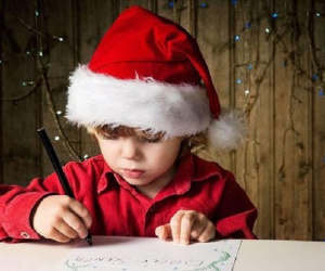 Xúc động với bức thư xin ông già Noel 'một ông bố tốt' của cậu bé 7 tuổi ở Mỹ