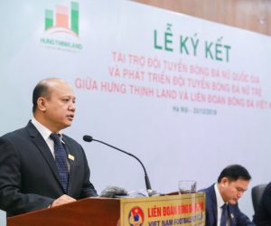 Bóng đá nữ Việt Nam ký hợp đồng tài trợ lịch sử