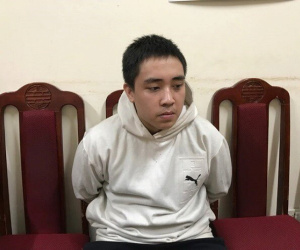 Tên cướp táo tợn, kề dao vào cổ tài xế cướp xe ôm ngay cổng sau Bệnh viện Nhi Trung ương