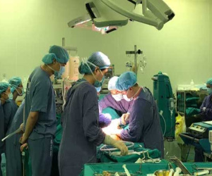 Chàng trai 19 tuổi ở Bắc Giang hiến toàn bộ nội tạng: Cuộc hợp sức của 100 bác sĩ cứu bệnh nhân Lào