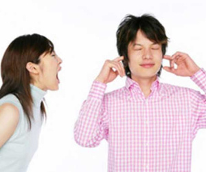 Sốc vì bị vợ chửi: 'Đã ngu còn nói nhiều'