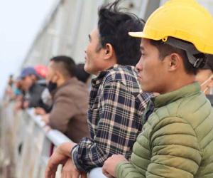 Để lại xe máy trên cầu, nam thanh niên nhảy xuống sông tự tử
