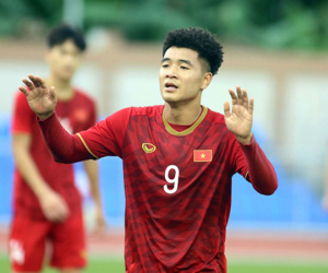 Hà Đức Chinh ghi bàn, U23 Việt Nam thắng B.Bình Dương 1-0