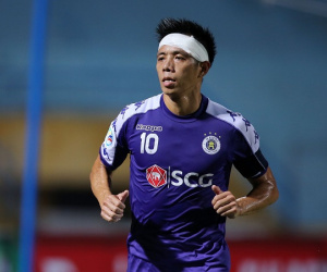 Văn Quyết từng từ chối nhiều lời mời từ châu Âu để ở lại Hà Nội FC