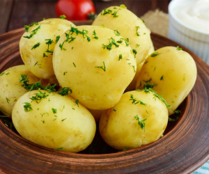 Loại củ giàu sắt gấp 3 lần thịt gà, áp dụng đúng cách sẽ giúp bạn 'miễn dịch' suốt đời với bệnh nhồi máu cơ tim hay viêm dạ dày
