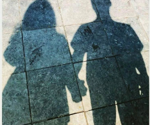 Bạn trai tin đồn vừa khoe ảnh nắm tay ai đó, Primmy Trương ngay lập tức 'thả tim' dù trước đó không follow