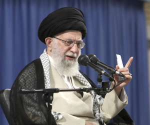 Vụ đại sứ quán Mỹ bị tấn công: Lãnh đạo Iran tuyên bố sẵn sàng 'đối đầu với bất kỳ ai' nếu bị đe dọa