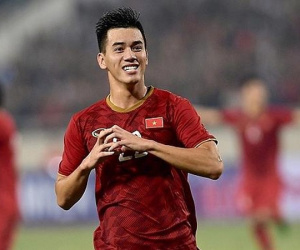 Tiến Linh phản pháo phát biểu gây tranh cãi của Messi Thái: 'Cầu thủ Việt Nam luôn chiến đầu vì màu cờ sắc áo'