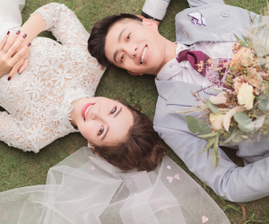 Bà xã cầu thủ Phan Văn Đức tung ảnh cưới đẹp như mơ, nhan sắc cô dâu khiến dân mạng hết lời khen ngợi