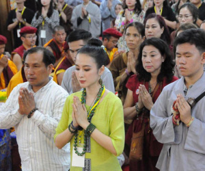 Angela Phương Trinh bất ngờ tuyên bố ăn chay trọn đời