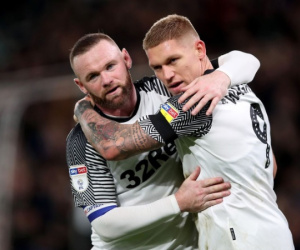 Wayne Rooney tái xuất, sân cỏ Hạng nhất Anh náo động