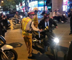 Bộ Giáo dục và Đào tạo lên tiếng về trường hợp 'vụ trưởng' bị thử nồng độ cồn