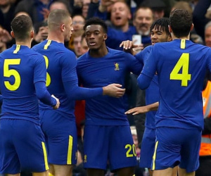 Vòng 3 Cúp FA: Chelsea, Liverpool thắng dễ, Tottenham phải đá lại