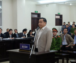 Trước toà, bị cáo Phan Văn Anh Vũ không hiểu thâu tóm, đầu cơ nghĩa là sao