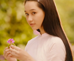 Mừng doanh thu đạt 150 tỷ, 'Mắt Biếc' gây sốt khi tung MV 'Hà Lan' của Phan Mạnh Quỳnh