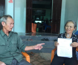 Chủ tịch xã bị tố ngoại tình với phụ nữ vắng chồng
