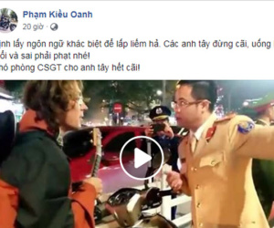 Thiếu tá Công an 'nói tiếng Anh như gió' khi xử lý khách Tây vi phạm giao thông