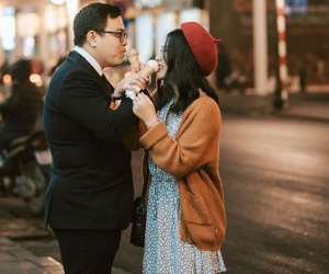 Một cây kem 5 nghìn đổi người yêu xinh đẹp, dân mạng suýt xoa với anh chàng 'số hưởng'