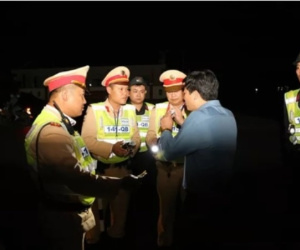 'Xin xỏ' bất thành, một phó phòng giáo dục bị phạt 35 triệu, treo bằng lái 32 tháng