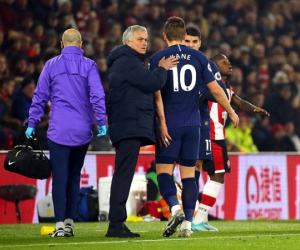 HLV Mourinho báo tin xấu về chấn thương của Kane