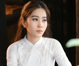 Nam Em khẳng định chỉ coi Quốc Bảo là 'chị em bạn dì', trách dân mạng không phân biệt được đúng sai nhưng lại bị mắng ngược