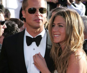 Rộ tin đồn Brad Pitt và Jennifer Aniston nối lại tình xưa, 'đằng trai' đã đưa 'đằng gái' về giới thiệu làm quen với các con