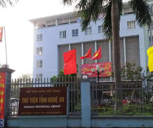 Cán bộ nhân viên một cơ quan ở Nghệ An nhận 40.000 đồng thưởng Tết