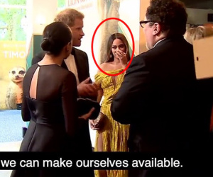 Lộ khoảnh khắc Harry 'xin việc làm' lộ liễu cho Meghan Markle ngay trong sự kiện, vẻ mặt của người đối diện khiến ai cũng phải ngại giùm