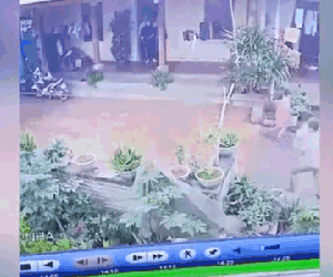 'Cảnh cáo' vài câu, con rể tưới xăng đốt nhà bố vợ đúng ngày 28 Tết, cả gia đình tháo chạy tán loạn