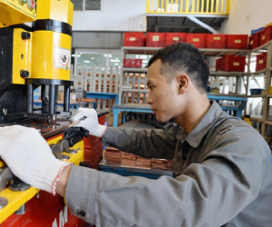 Vì sao kỳ nghỉ Tết Nguyên đán 7 ngày nhưng chỉ được hưởng thêm 300% lương 5 trong ngày?