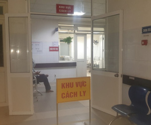 Đưa 52/218 du khách Vũ Hán ở Đà Nẵng về Trung Quốc