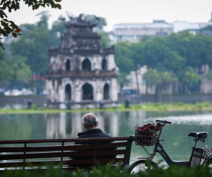 Hà Nội vắng lặng ngày đầu năm mới