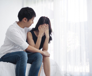 Đến chúc Tết nhà dì chồng thì gặp người yêu cũ, cô dâu mới điếng người vì câu mỉa: 'Xài lại giẻ cũ à?', cách đáp trả ngay sau đó của chồng cô mới hả hê làm sao