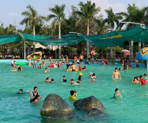 Hai chị em đuối nước ở hồ bơi