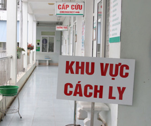 Lào Cai cách ly 9 người Việt Nam nghi nhiễm virus corona