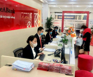 Thống đốc NHNN, khách giao dịch ngân hàng được đeo khẩu trang